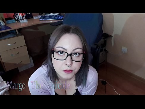 ❤️ Seksi dekle z očali globoko sesa dildo pred kamero ❤️❌ Super pornič na sl.zoomporno.ru ❌️